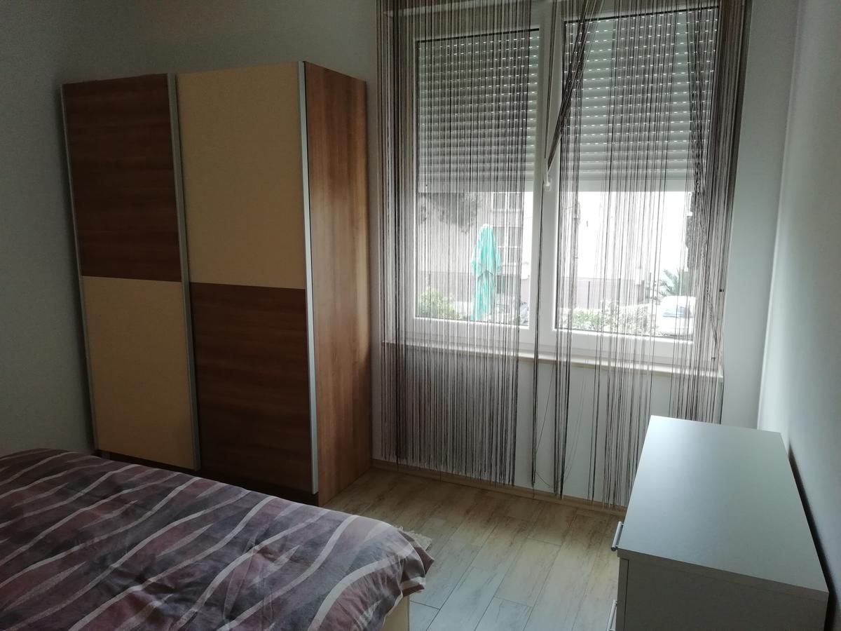 Apartment Greta,50 Meters To The Beach Banjole Εξωτερικό φωτογραφία